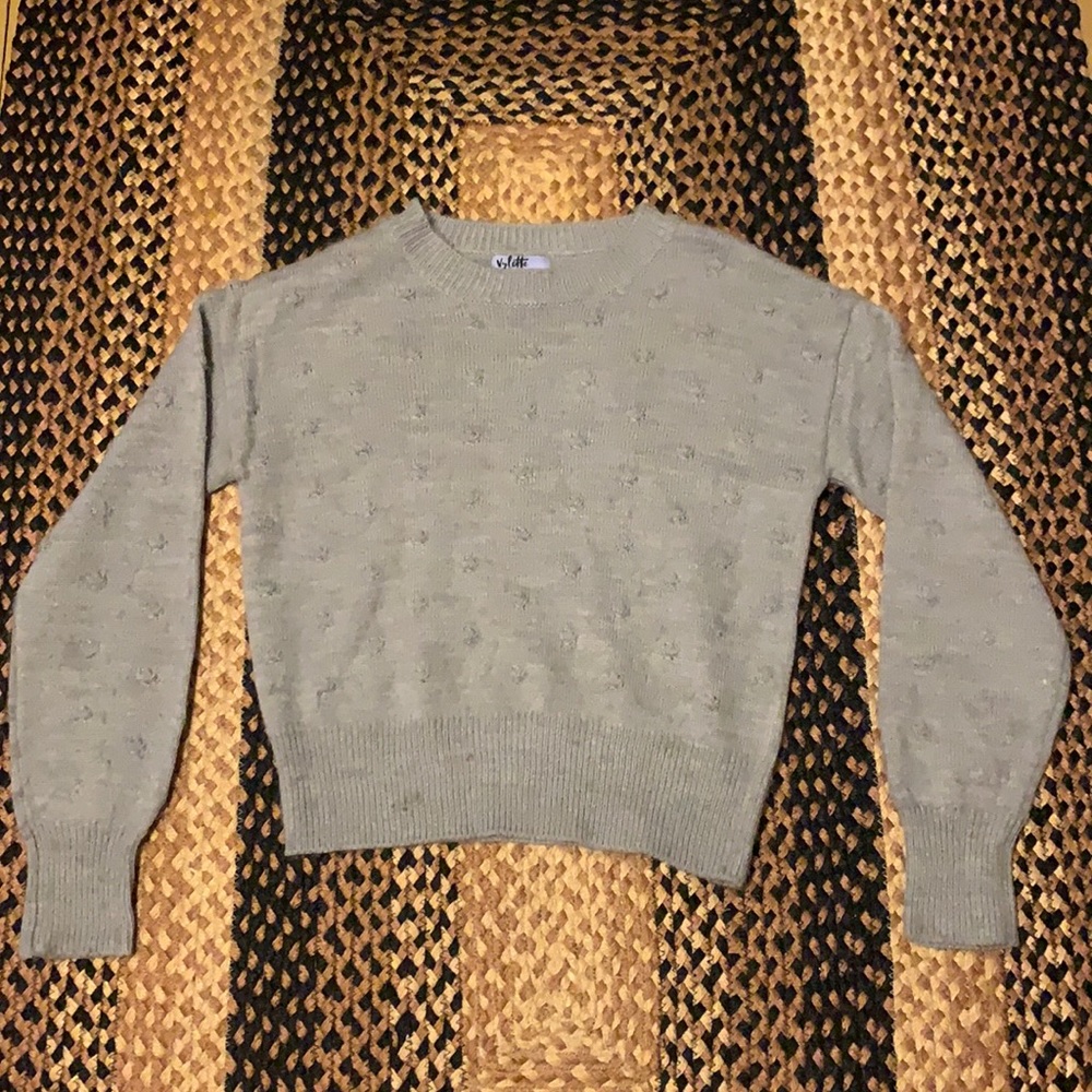 Vylette sweater